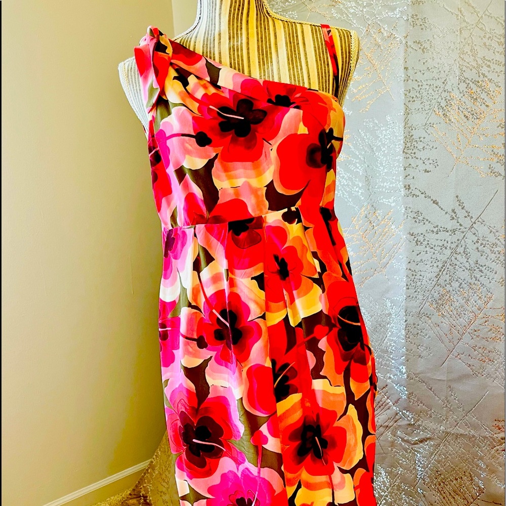 Love Moshino flowery dress